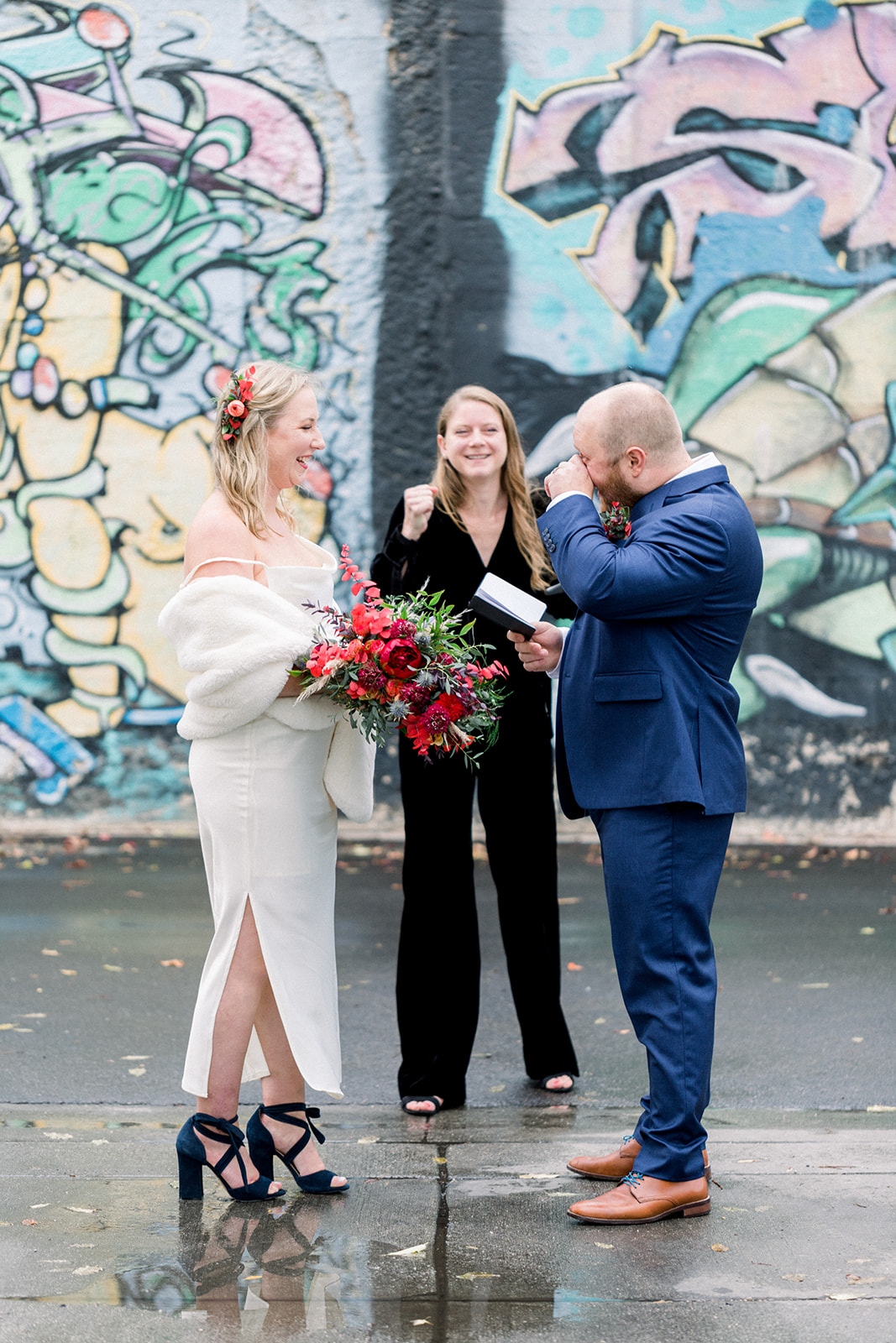 Liz Rae Chicago Officiant Wedding officiant and modern couple